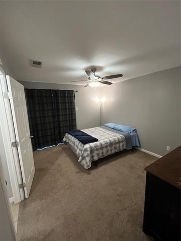 1705 Crossing PL 131, Austin, TX 78741