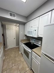 1705 Crossing PL 131, Austin, TX 78741