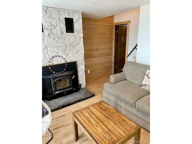 640 Ridgeway Dr, Cotopaxi, CO 81223