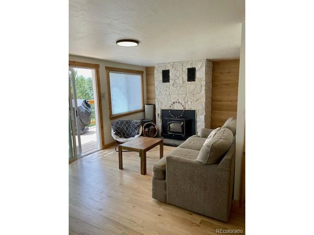 640 Ridgeway Dr, Cotopaxi, CO 81223