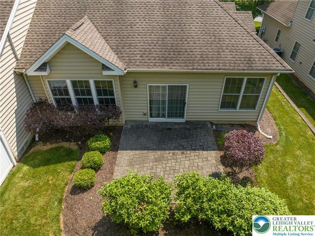 6961 Constitution Drive, Hanover Twp, PA 18017