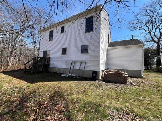 3 Robinwood Drive, Mastic Beach, NY 11951