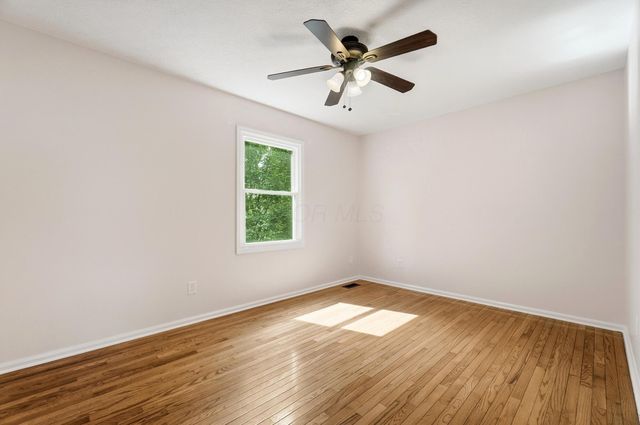 5203 Hickory Grove, Columbus, OH 43214