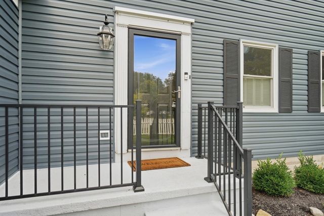 5203 Hickory Grove, Columbus, OH 43214