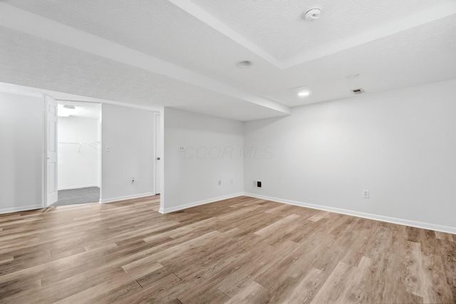 5203 Hickory Grove, Columbus, OH 43214