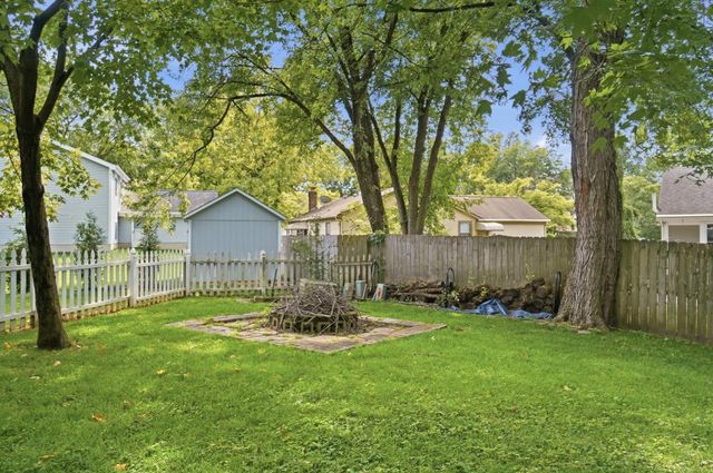 5203 Hickory Grove, Columbus, OH 43214