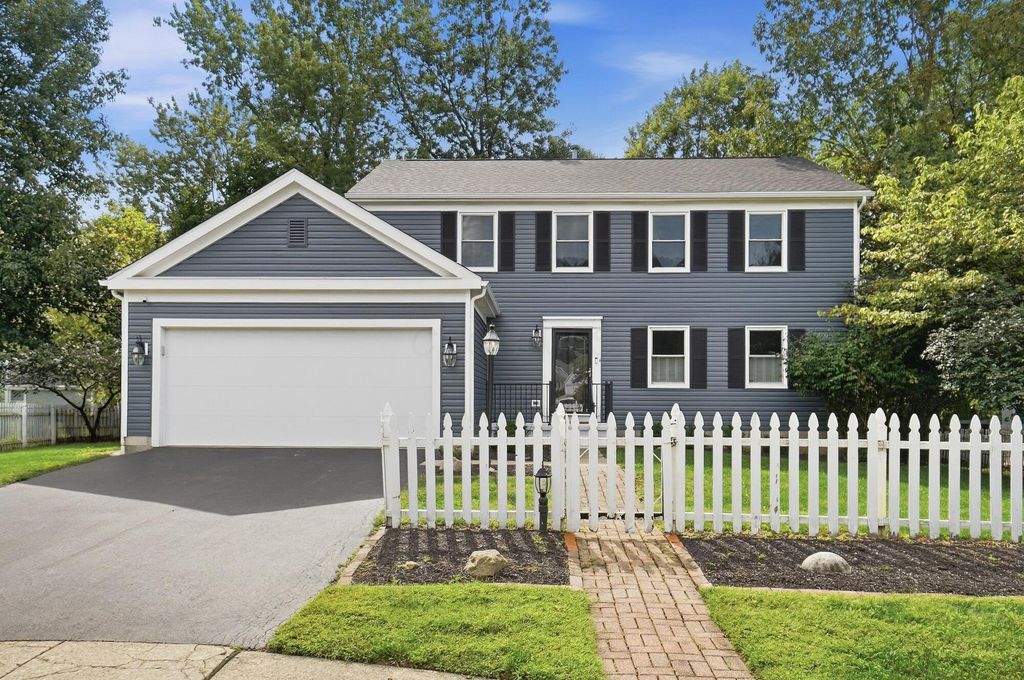 5203 Hickory Grove, Columbus, OH 43214