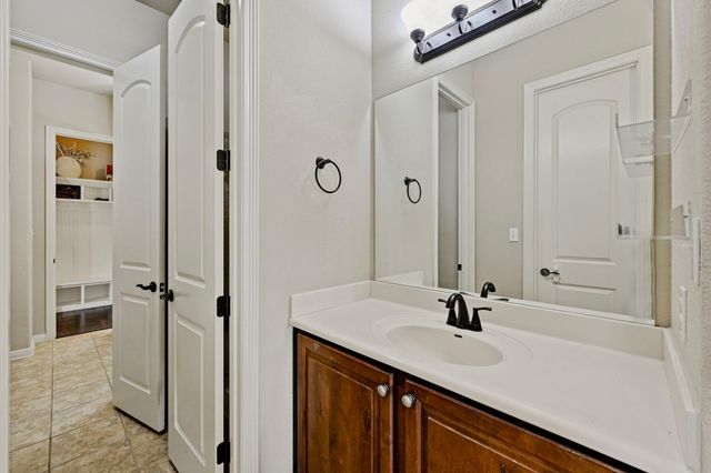 1812 Cantina Sky DR, Leander, TX 78641