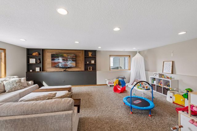 11645 11th Street NE, Hanover, MN 55341