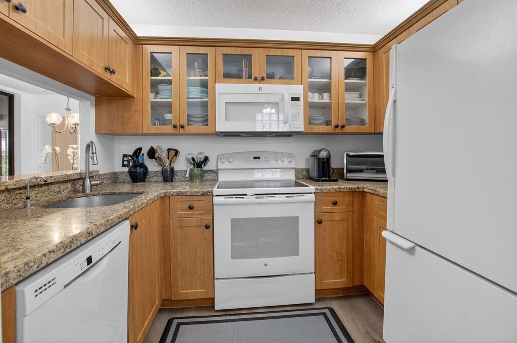 5418 Firenze Drive F, Boynton Beach, FL 33437