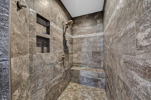 30929 Chadwick Drive, Granger, IN 46530