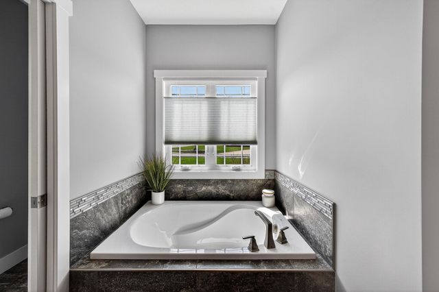 30929 Chadwick Drive, Granger, IN 46530