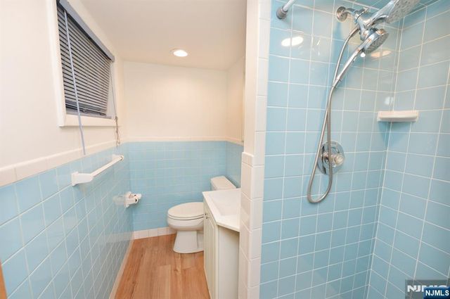 8-51 Henderson Boulevard, Fair Lawn, NJ 07410