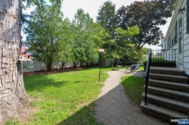 8-51 Henderson Boulevard, Fair Lawn, NJ 07410