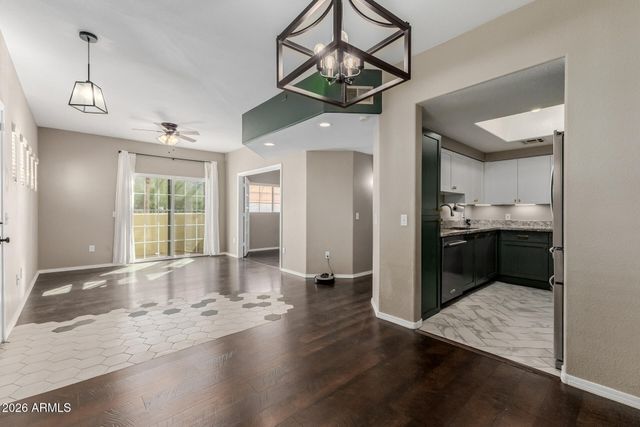 3434 E BASELINE Road 271, Phoenix, AZ 85042