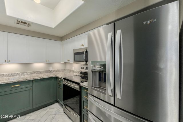 3434 E BASELINE Road 271, Phoenix, AZ 85042