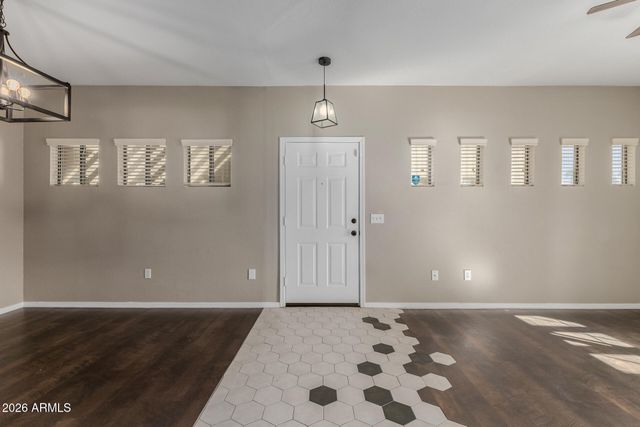 3434 E BASELINE Road 271, Phoenix, AZ 85042