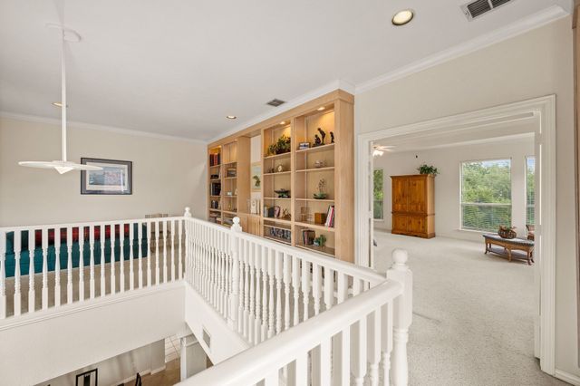 7626 Lakecrest Circle, Irving, TX 75063