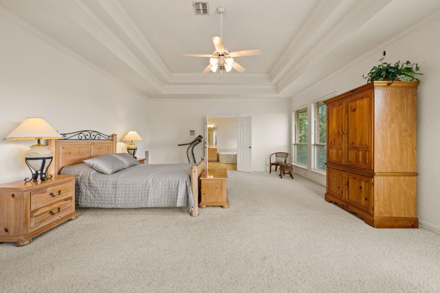 7626 Lakecrest Circle, Irving, TX 75063