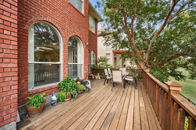 7626 Lakecrest Circle, Irving, TX 75063