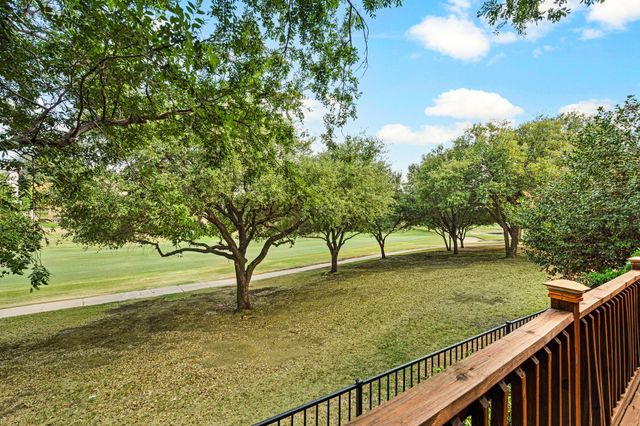7626 Lakecrest Circle, Irving, TX 75063