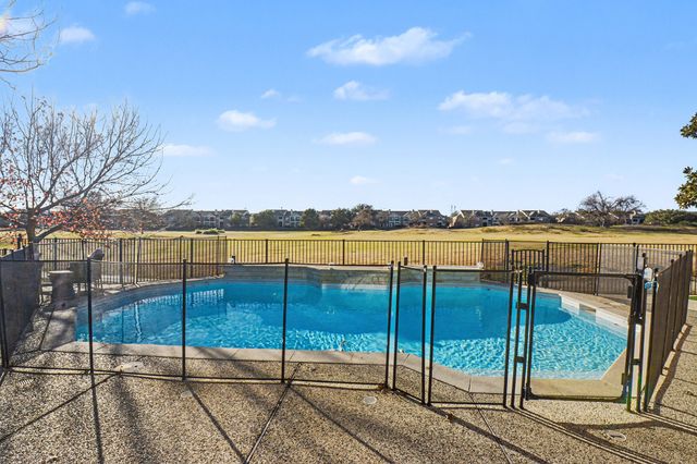 505 Beacon Hill Drive, Coppell, TX 75019