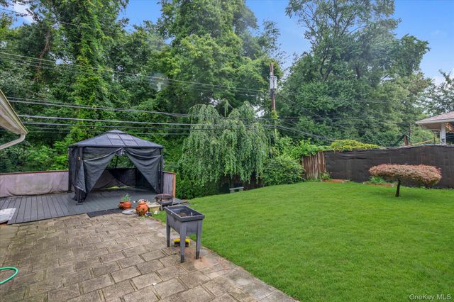 480 Richmond Road, East Meadow, NY 11554