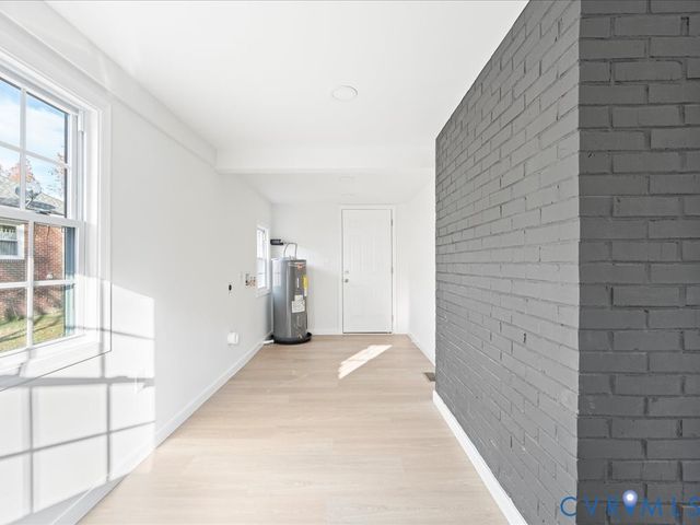 807 Hamilton Ave, Colonial Heights, VA 23834