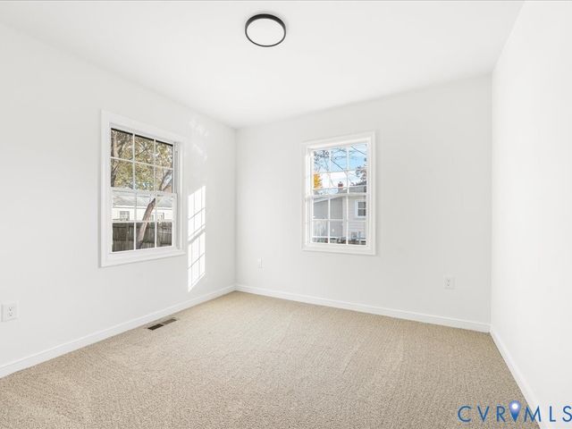 807 Hamilton Ave, Colonial Heights, VA 23834