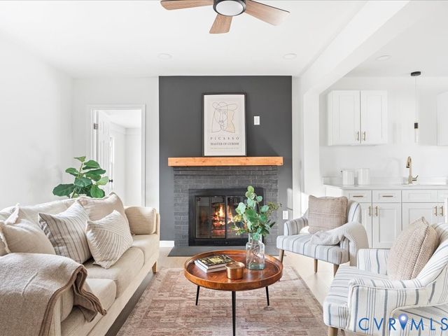 807 Hamilton Ave, Colonial Heights, VA 23834