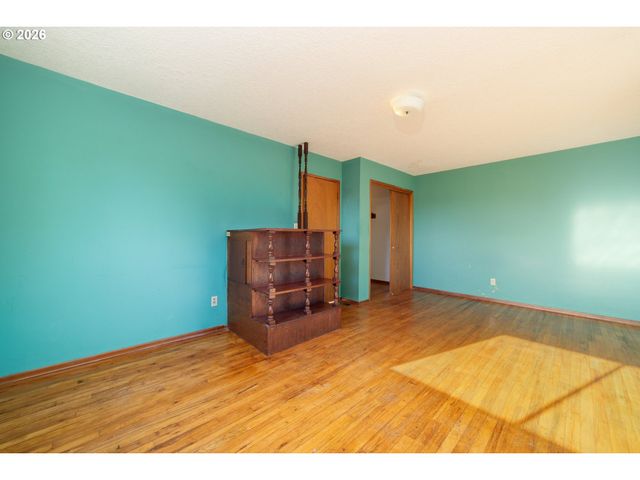 5355 Se BYBEE Blvd, Portland, OR 97206