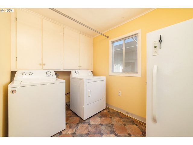 5355 Se BYBEE Blvd, Portland, OR 97206