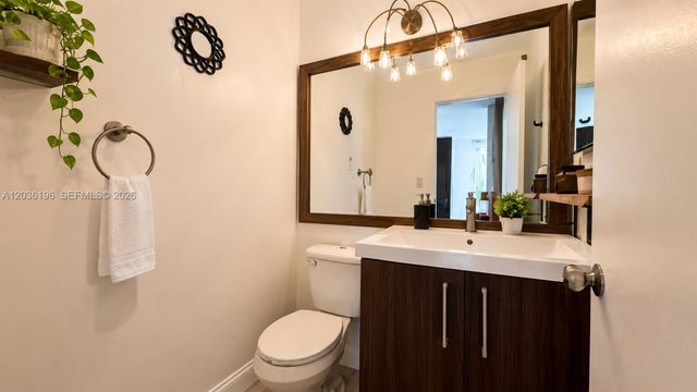 6554 NW 98th Ter D23, Tamarac, FL 33321