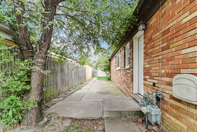 14905 Edbrooke Avenue, Dolton, IL 60419