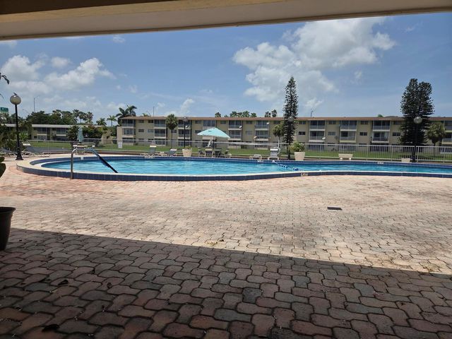 2820 NE 201ST Terrace F106, Aventura, FL 33180