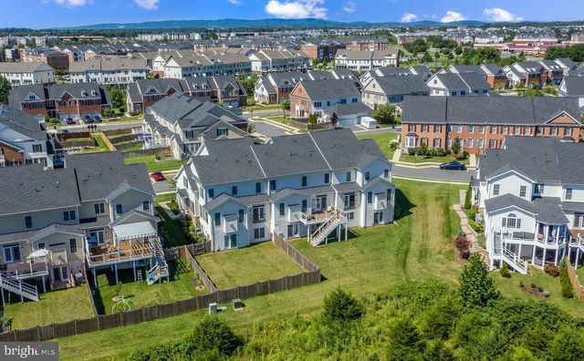 43226 TRAPPE MEADOWS TER, Ashburn, VA 20148