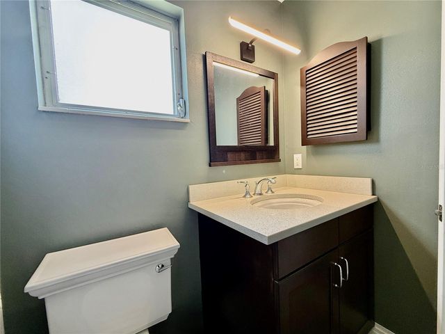 2217 HOPKINS DRIVE W, Bradenton, FL 34207