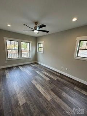 308 Ninth Street, Black Mountain, NC 28711