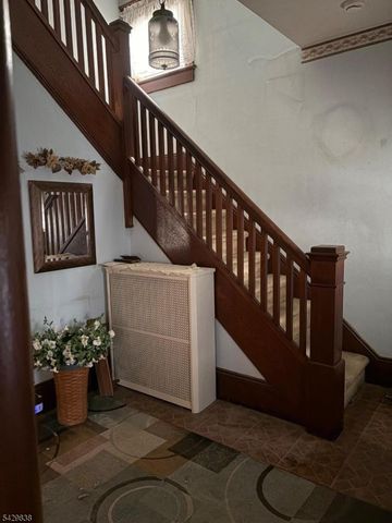 65 Schultz Ave, Phillipsburg Town, NJ 08865