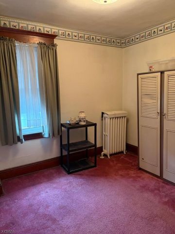 65 Schultz Ave, Phillipsburg Town, NJ 08865