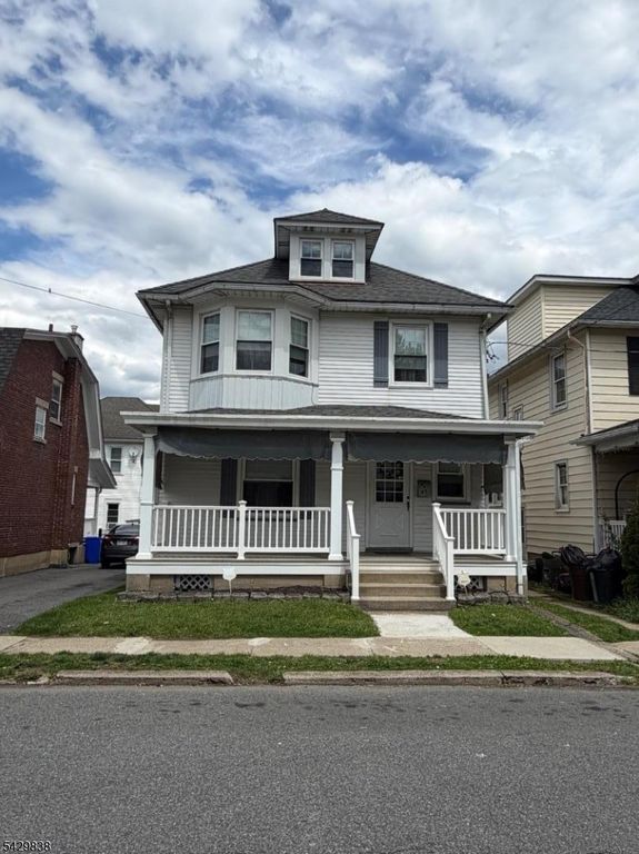 65 Schultz Ave, Phillipsburg Town, NJ 08865
