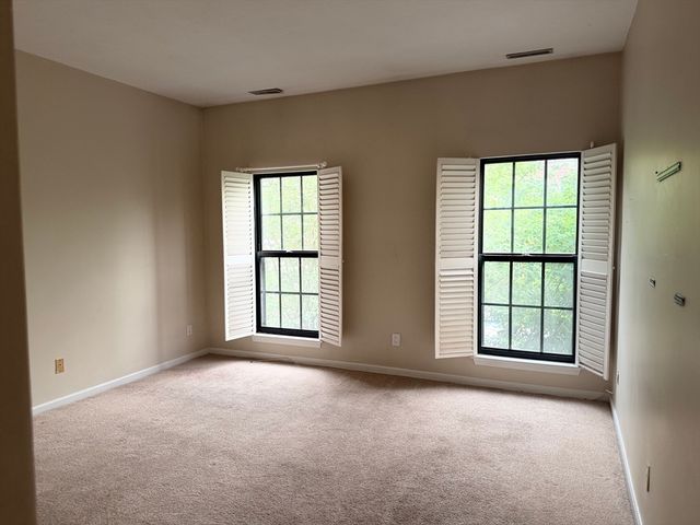 71 Princeton Street 204, Chelmsford, MA 01863
