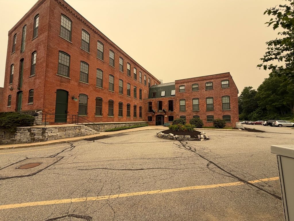 71 Princeton Street 204, Chelmsford, MA 01863