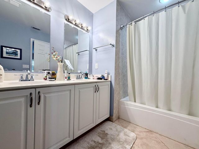 11584 Winchester Drive, Palm Beach Gardens, FL 33410