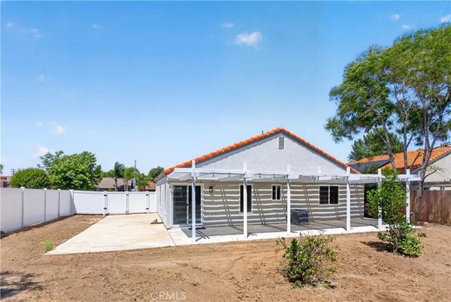 29396 Reading, Menifee, CA 92586