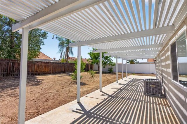 29396 Reading, Menifee, CA 92586