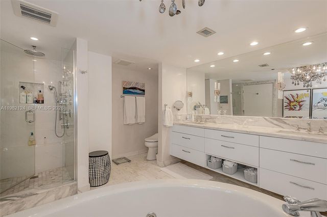 19707 E Turnberry Way 5E, Aventura, FL 33180