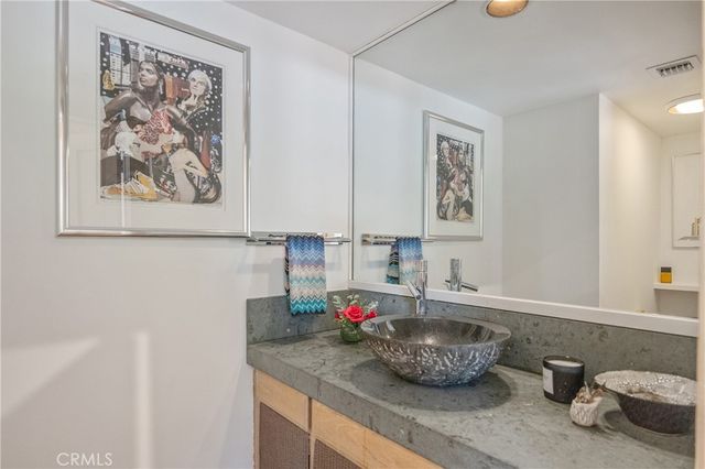 4109 Empis Street, Woodland Hills, CA 91364
