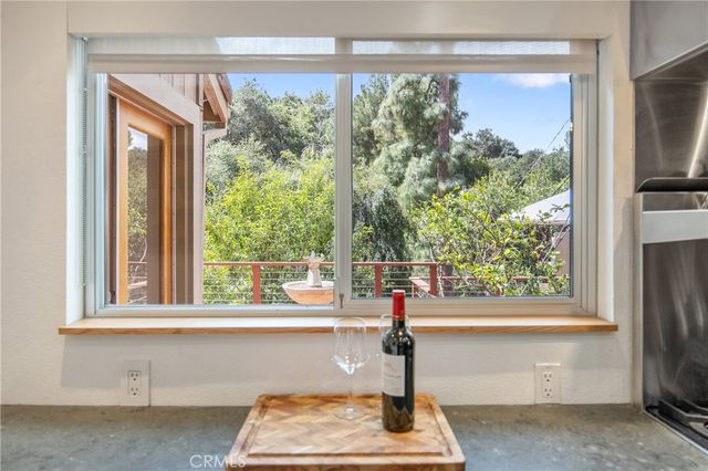 4109 Empis Street, Woodland Hills, CA 91364