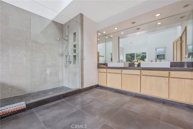 4109 Empis Street, Woodland Hills, CA 91364